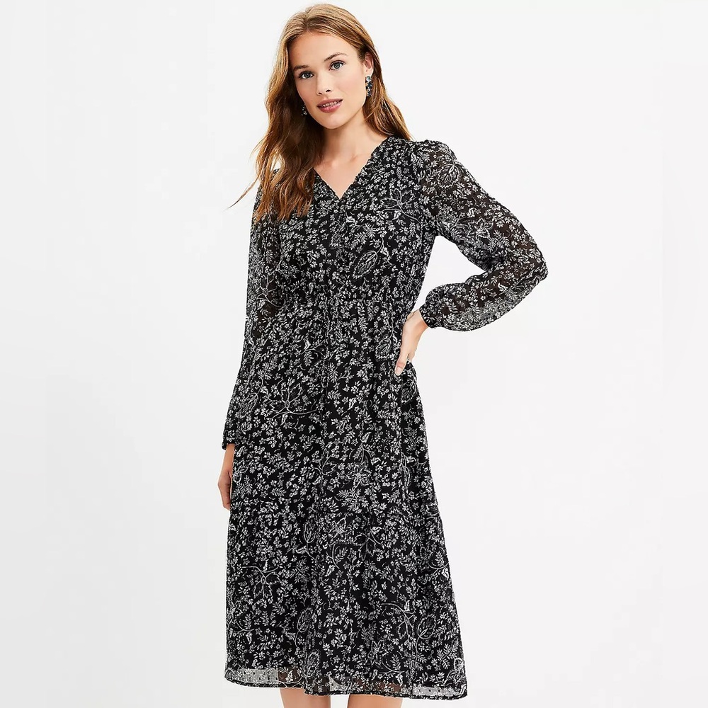 Petite Floral Clip V-Neck Midi Dress